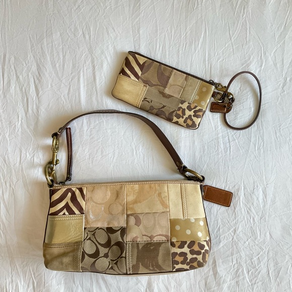Coach patchwork shoulder bag with wristlet pouch - Picture 1 of 11